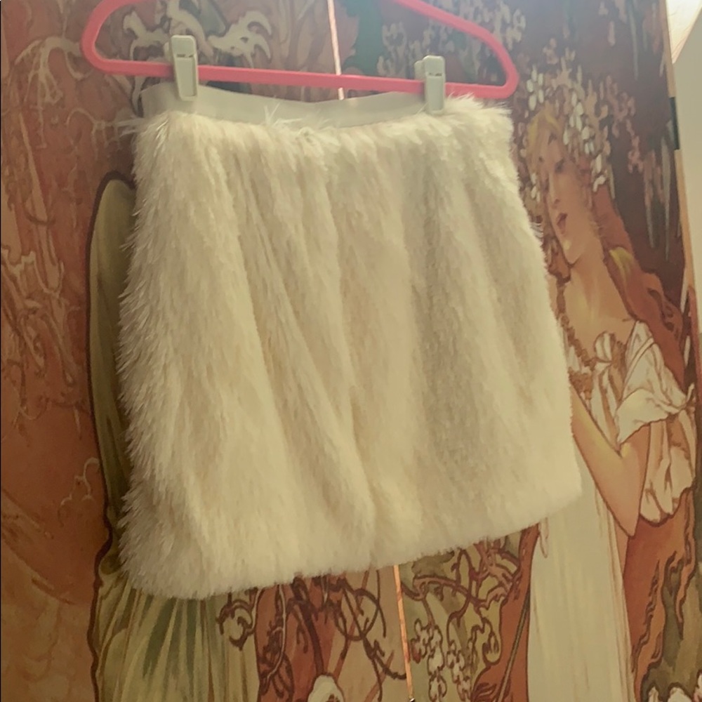 Fluffy skirt